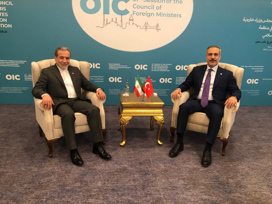 دیدار و گفتگوی عراقچی با وزرای خارجه الجزایر، مالزی، پاکستان، عراق و ترکیه 4 Image